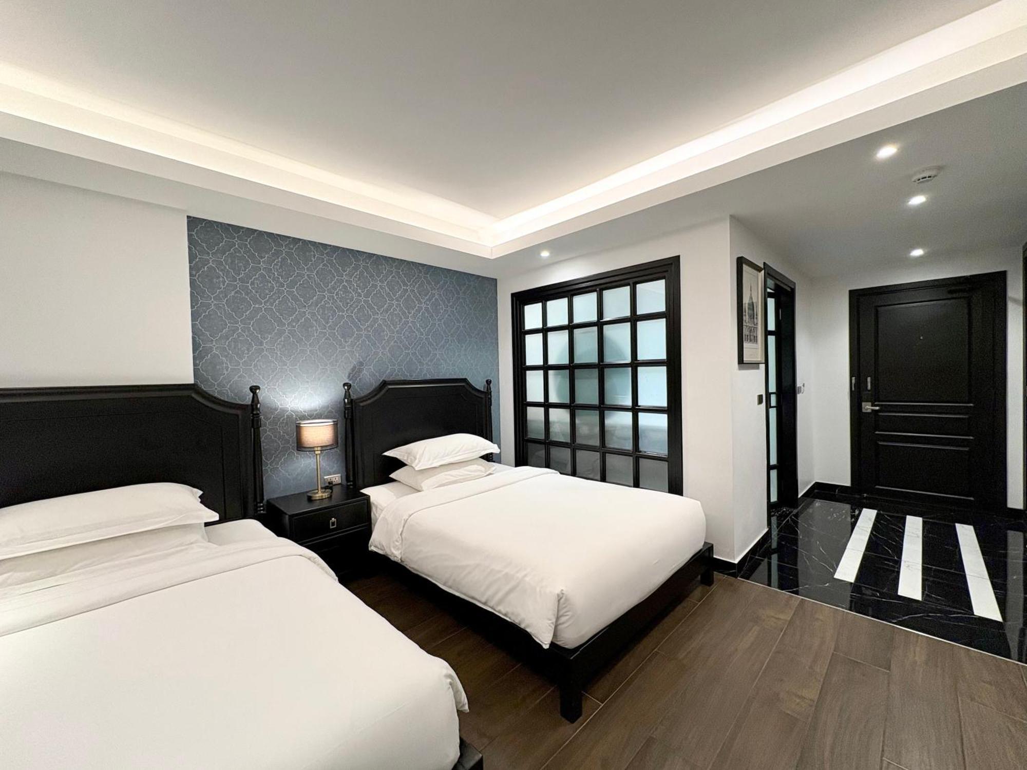 Glory Boutique Suites 清迈古城荣耀精品酒店 チエンマイ エクステリア 写真